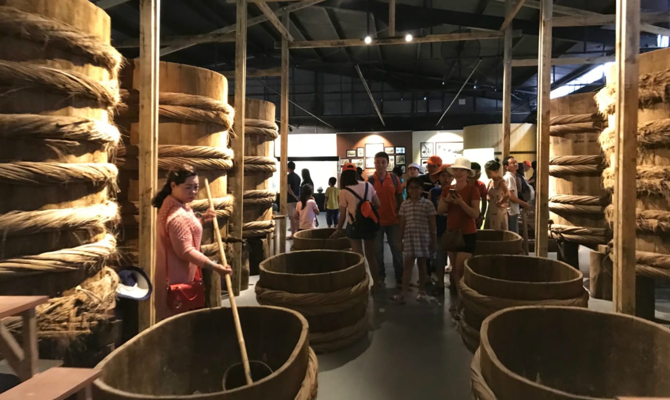 bên trong bảo tàng nước măm